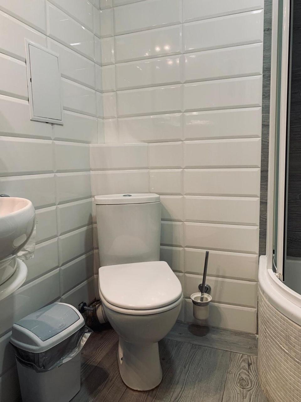 Modern Chaikovskogo Apartment Lviv Extérieur photo