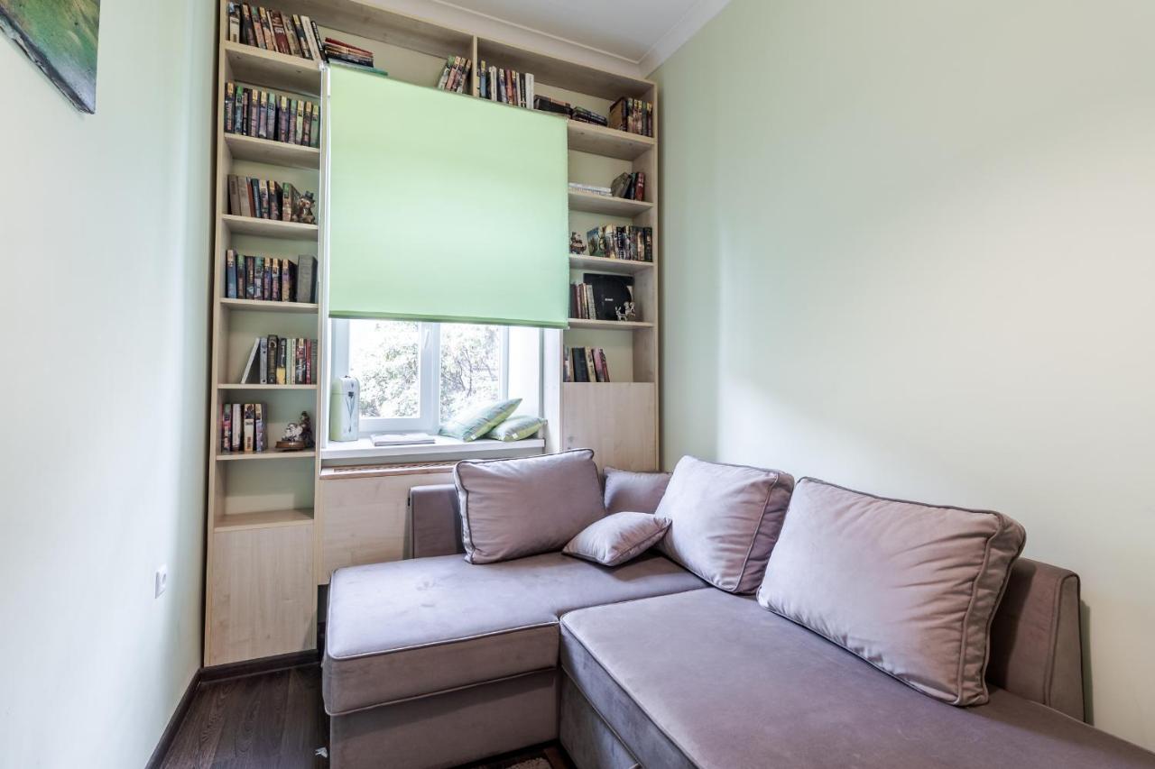 Modern Chaikovskogo Apartment Lviv Extérieur photo